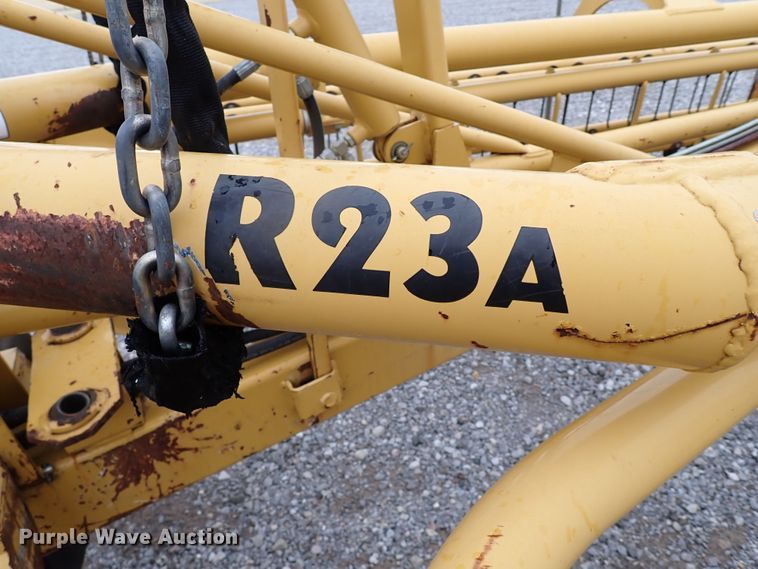 image for item JO9569 Vermeer R23A  hay rake