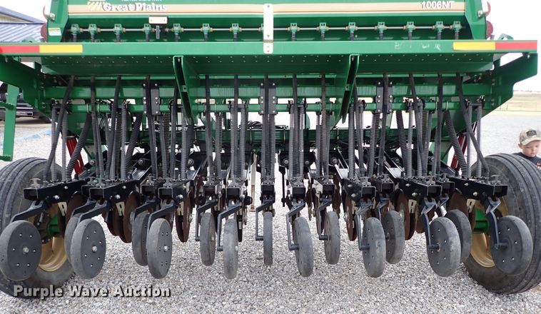 image for item JO9570 Great Plains 1006NT  no-till grain drill
