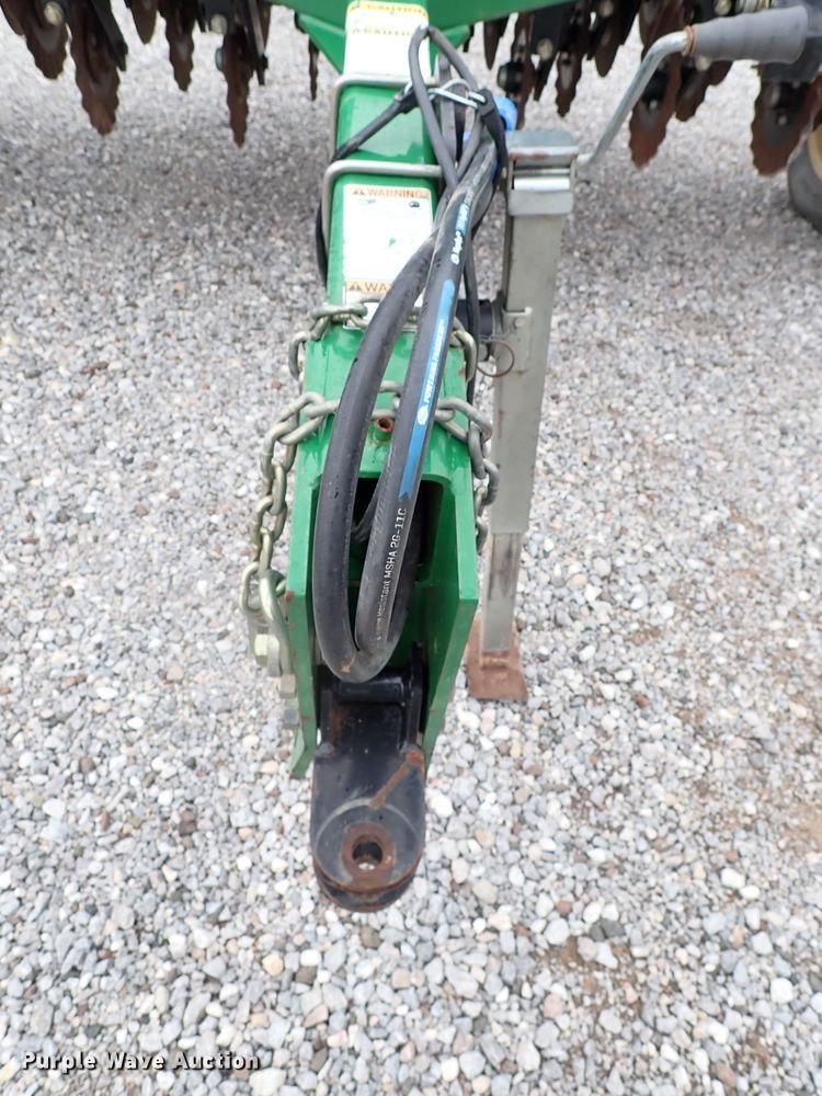 image for item JO9570 Great Plains 1006NT  no-till grain drill