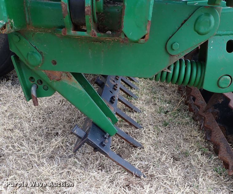 image for item JO9626 Unverferth 1200  rolling harrow