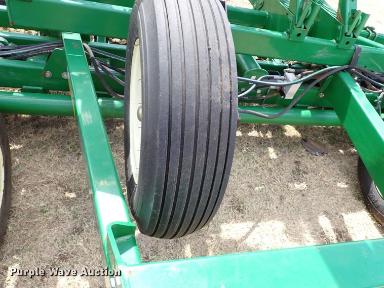 image for item JO9626 Unverferth 1200  rolling harrow