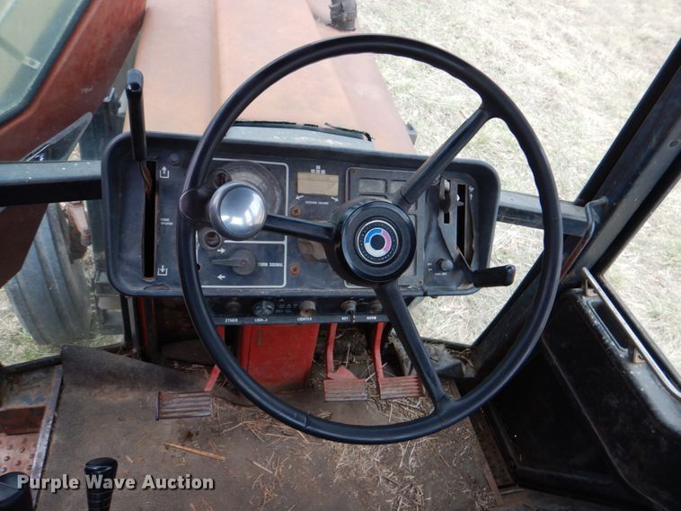 image for item JS9606 1978 International 986  tractor