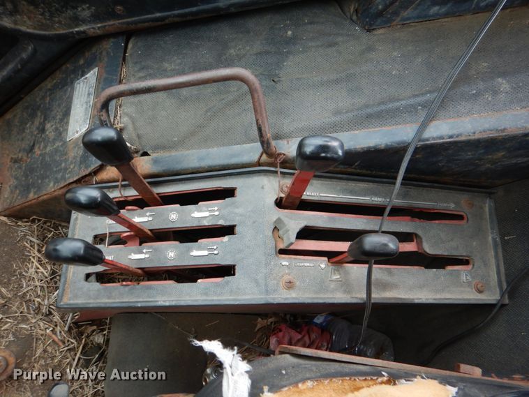 image for item JS9606 1978 International 986  tractor