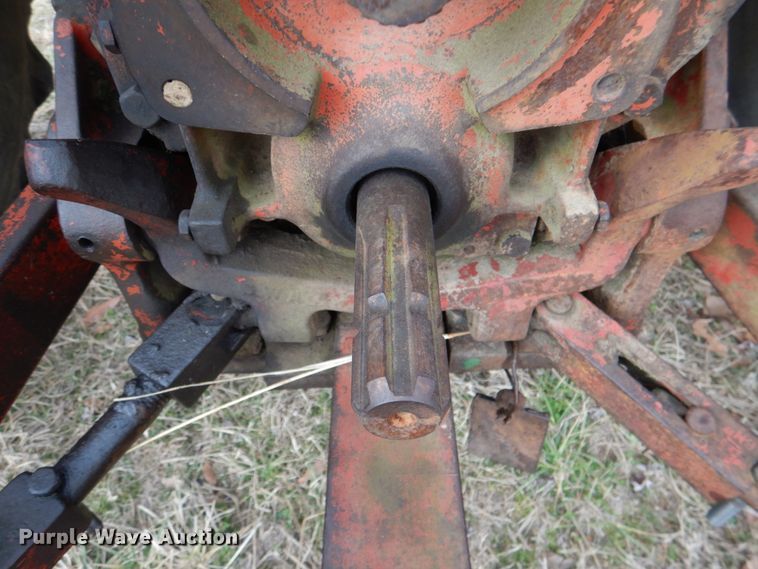 image for item JS9606 1978 International 986  tractor