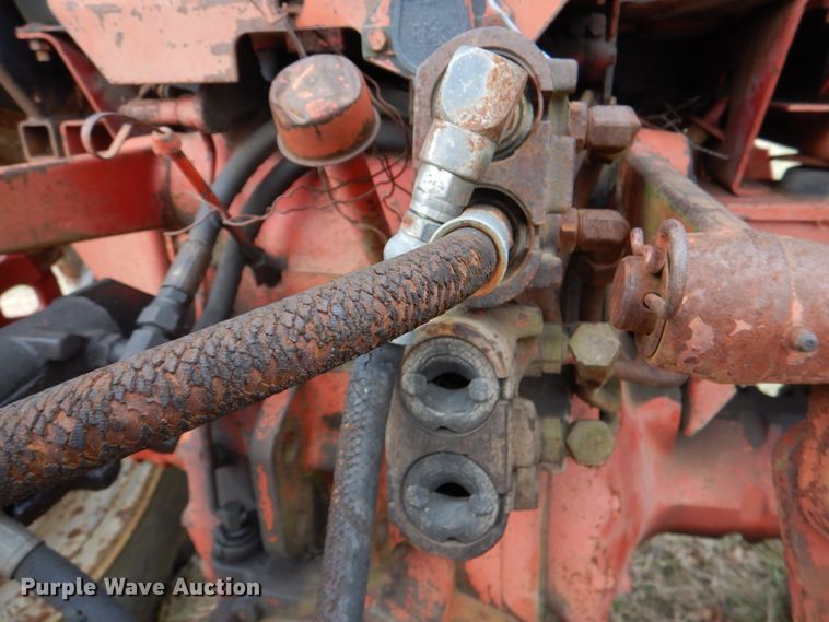 image for item JS9606 1978 International 986  tractor