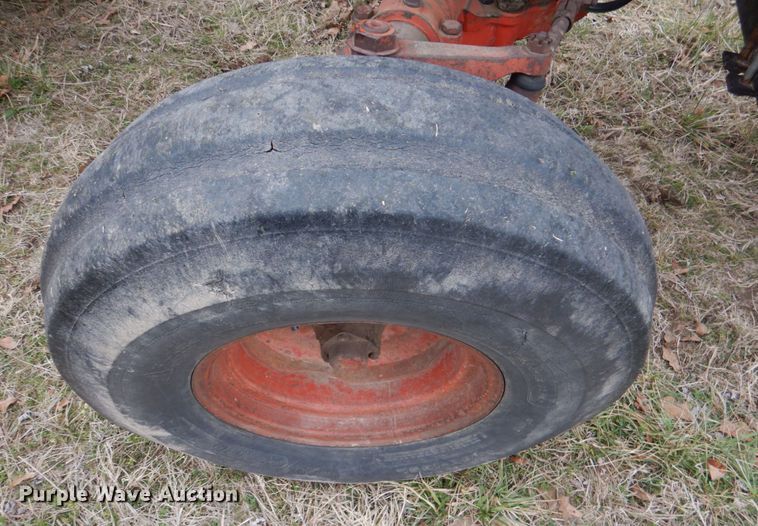 image for item JS9606 1978 International 986  tractor