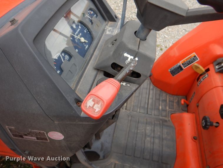 image for item JS9660 Kubota L3010  MFWD tractor