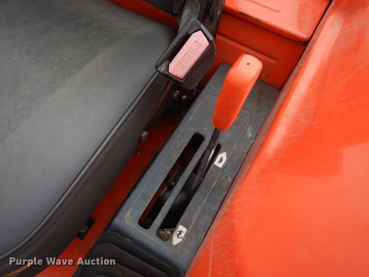 image for item JS9660 Kubota L3010  MFWD tractor