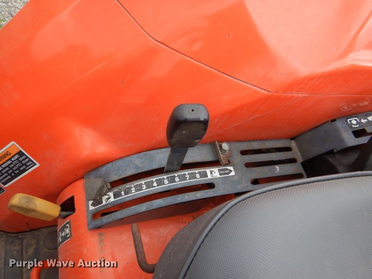 image for item JS9660 Kubota L3010  MFWD tractor