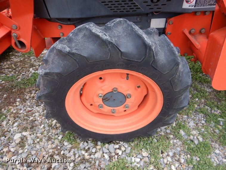 image for item JS9660 Kubota L3010  MFWD tractor