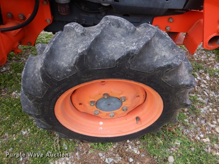 image for item JS9660 Kubota L3010  MFWD tractor