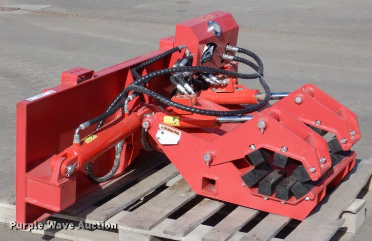 image for item JY9228 Handy HSRC12  skid steer pole clamp