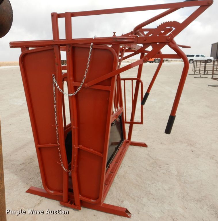 image for item KC9774 Livestock squeeze chute