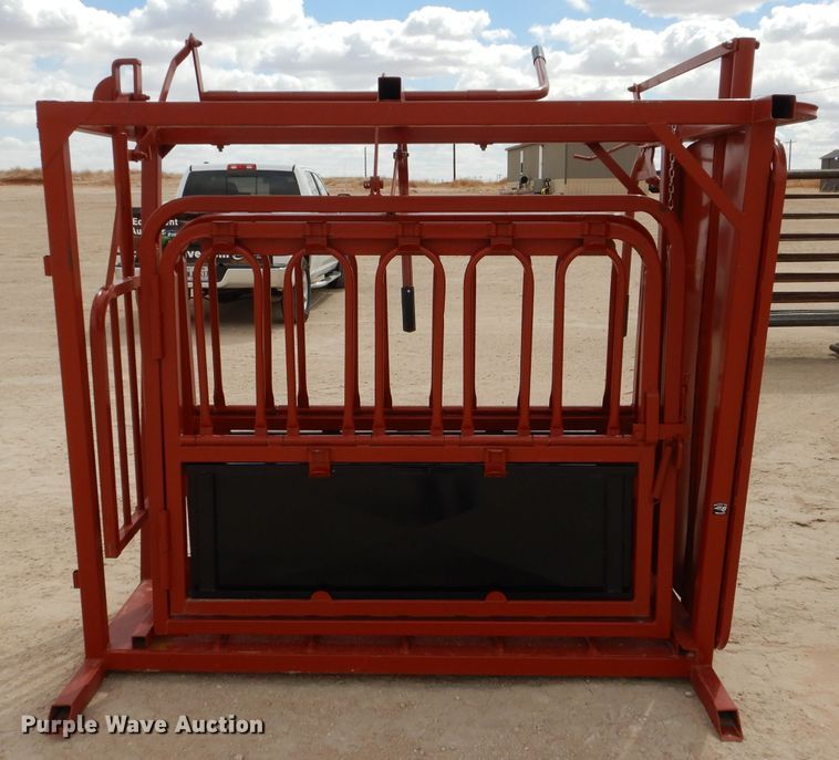 image for item KC9774 Livestock squeeze chute