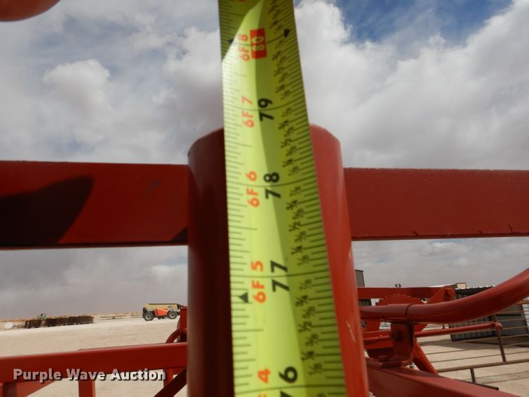 image for item KC9774 Livestock squeeze chute