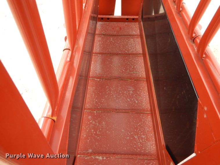 image for item KC9774 Livestock squeeze chute