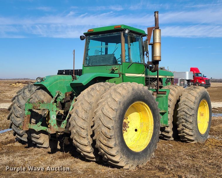 image for item KG9603 1981 John Deere 8640  4WD tractor