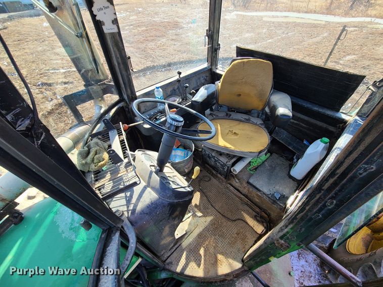 image for item KG9603 1981 John Deere 8640  4WD tractor