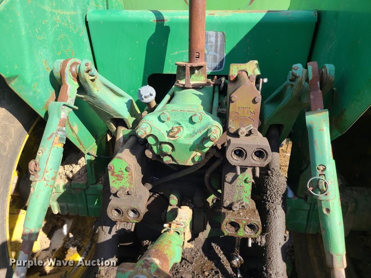 image for item KG9603 1981 John Deere 8640  4WD tractor