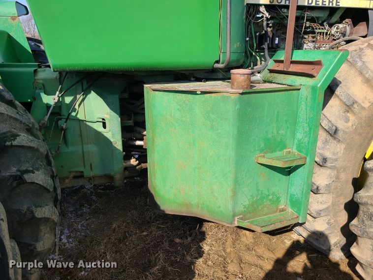 image for item KG9603 1981 John Deere 8640  4WD tractor