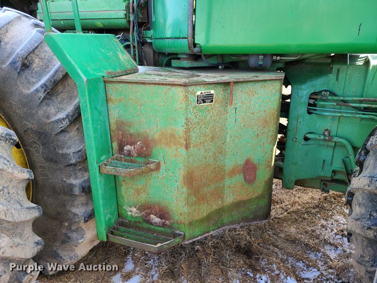 image for item KG9603 1981 John Deere 8640  4WD tractor