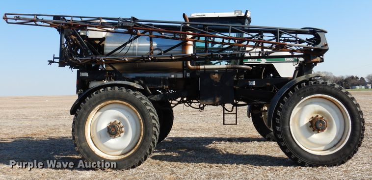 image for item KJ9605 2004 AGCO Eagle 8500  sprayer