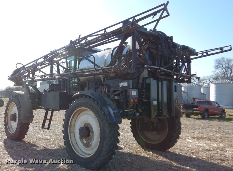 image for item KJ9605 2004 AGCO Eagle 8500  sprayer