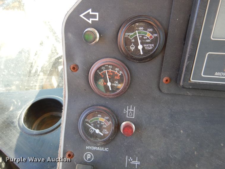 image for item KJ9605 2004 AGCO Eagle 8500  sprayer