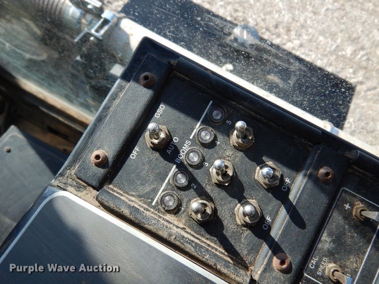 image for item KJ9605 2004 AGCO Eagle 8500  sprayer