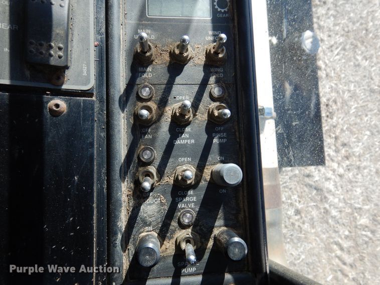 image for item KJ9605 2004 AGCO Eagle 8500  sprayer