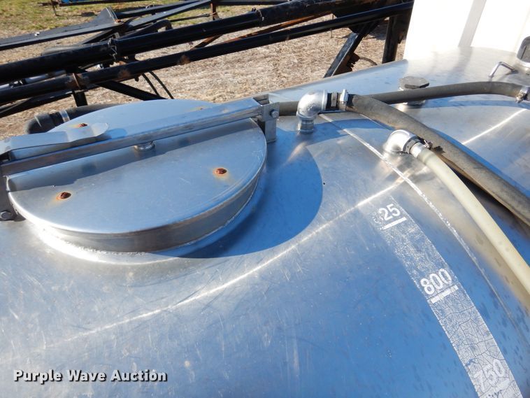 image for item KJ9605 2004 AGCO Eagle 8500  sprayer