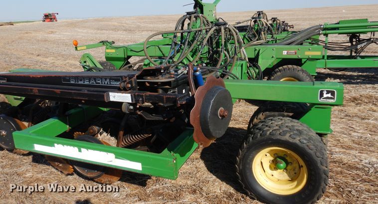 image for item KJ9606 John Deere 1860  air seeder