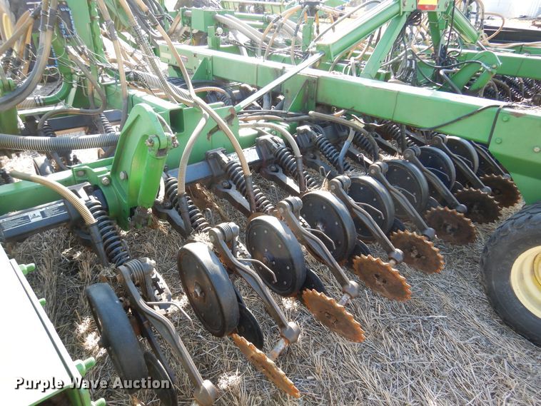 image for item KJ9606 John Deere 1860  air seeder