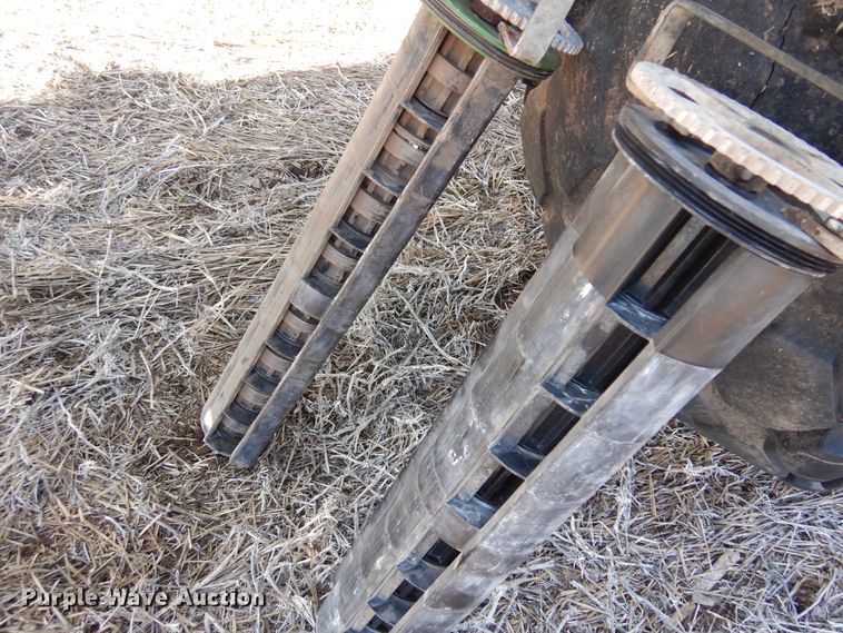 image for item KJ9606 John Deere 1860  air seeder