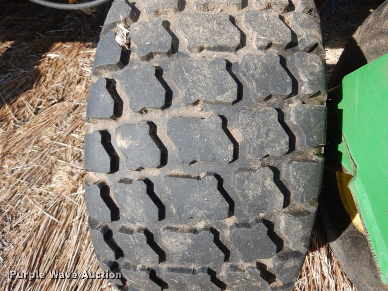 image for item KJ9606 John Deere 1860  air seeder