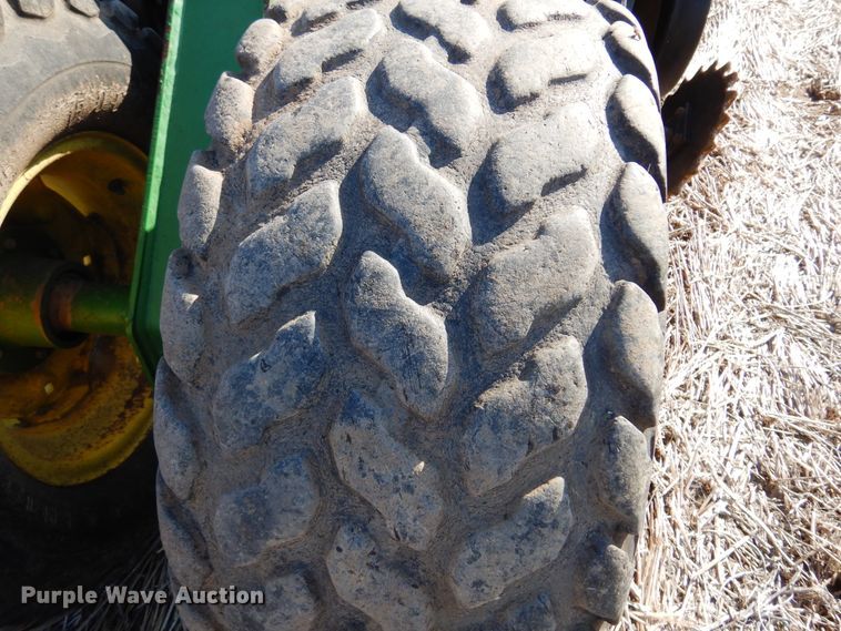 image for item KJ9606 John Deere 1860  air seeder