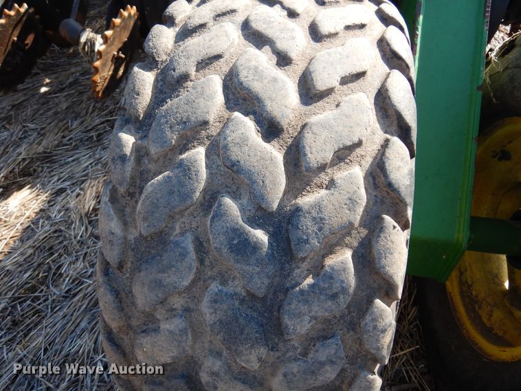 image for item KJ9606 John Deere 1860  air seeder