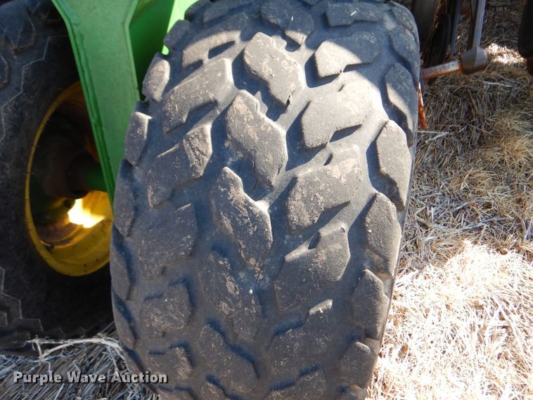 image for item KJ9606 John Deere 1860  air seeder