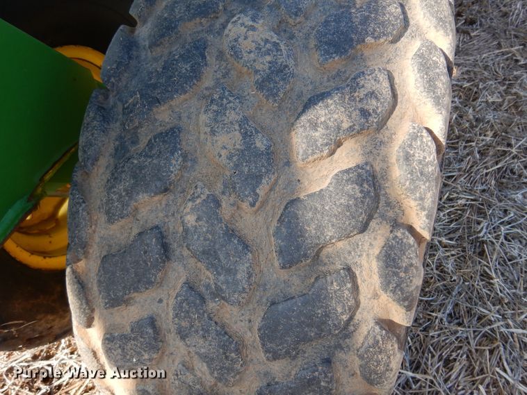 image for item KJ9606 John Deere 1860  air seeder