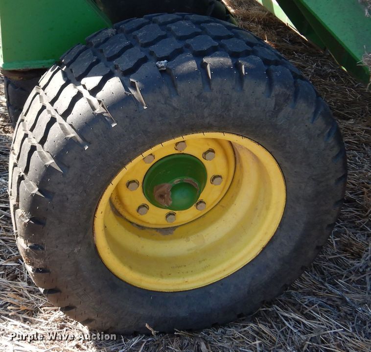 image for item KJ9606 John Deere 1860  air seeder