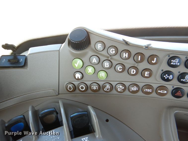 image for item KP9235 2013 John Deere 7200R  MFWD tractor