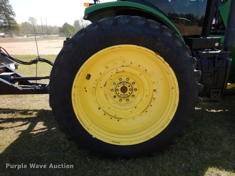 image for item KP9235 2013 John Deere 7200R  MFWD tractor