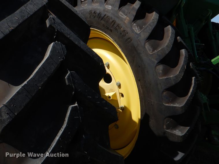 image for item KP9235 2013 John Deere 7200R  MFWD tractor