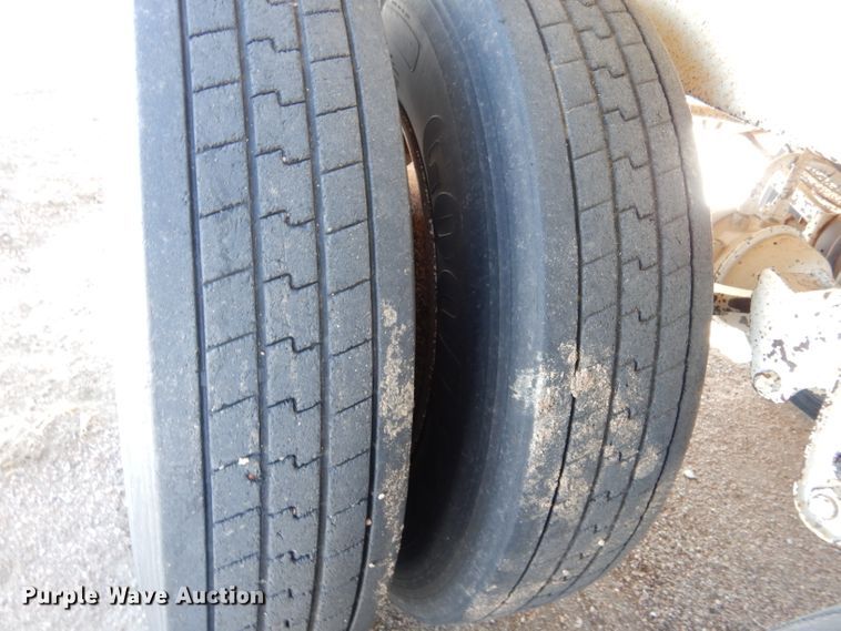 image for item LJ9815 1997 CPS TSH36  grain trailer