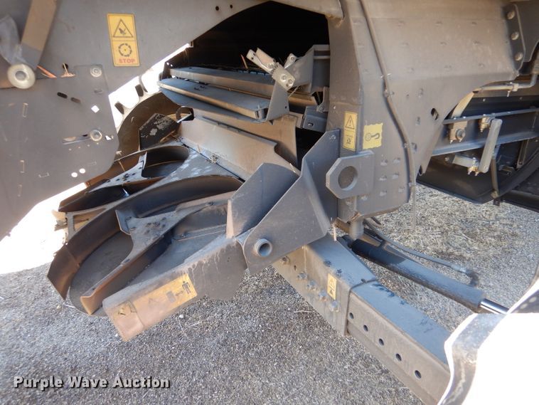 image for item LJ9854 2015 New Holland CR7.90  combine