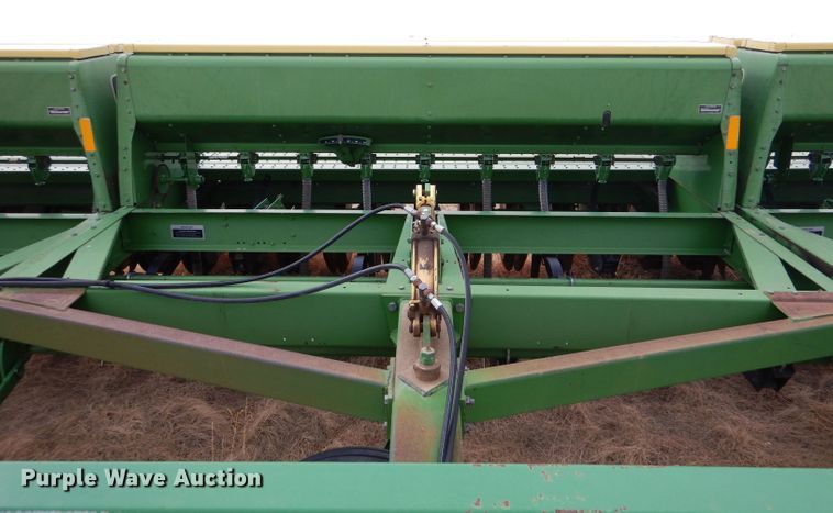 image for item LJ9861 John Deere 9400  hoe grain drill