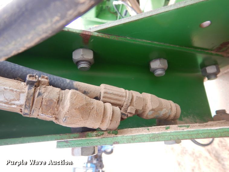 image for item LJ9861 John Deere 9400  hoe grain drill