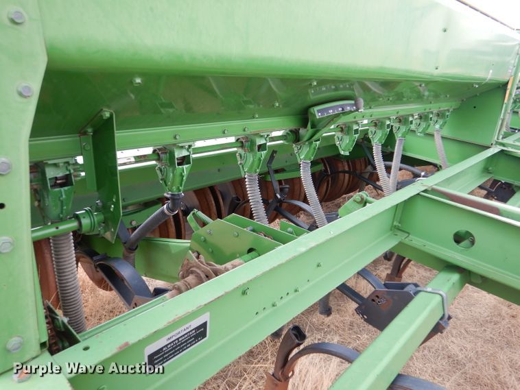 image for item LJ9861 John Deere 9400  hoe grain drill