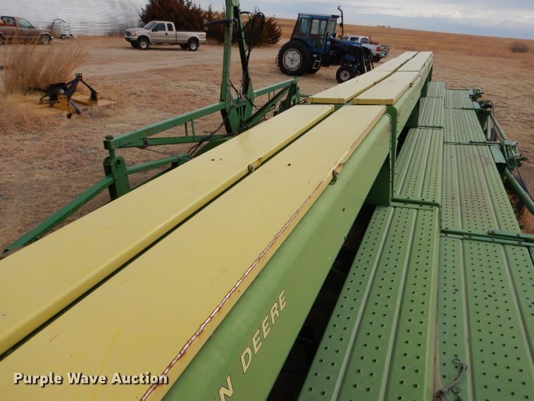 image for item LJ9861 John Deere 9400  hoe grain drill