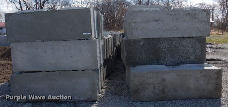 image for item MU9535 (50) concrete blocks